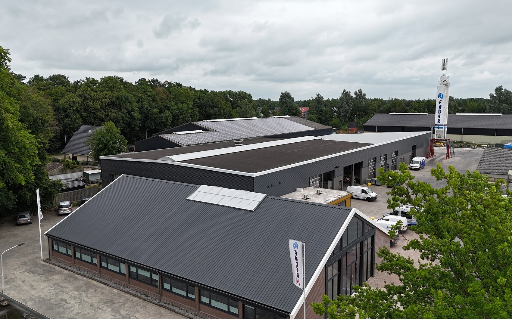 Renovatie Faber Betonpompen te Creil