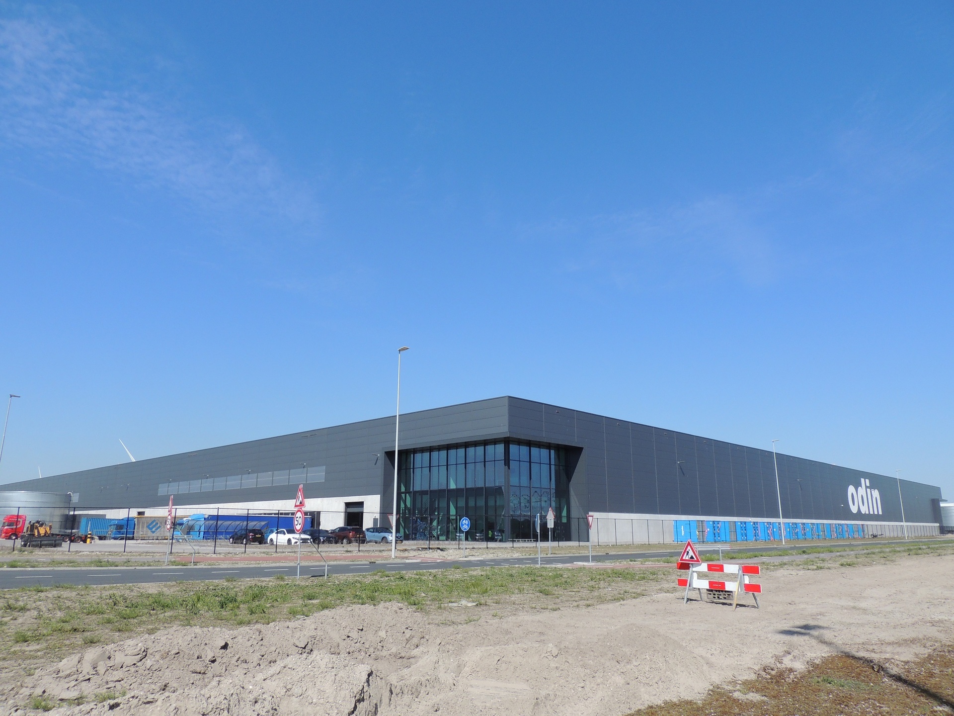 De Vries en Verburg Bouw werk DC Dudok te Rotterdam (Maasvlakte 2)