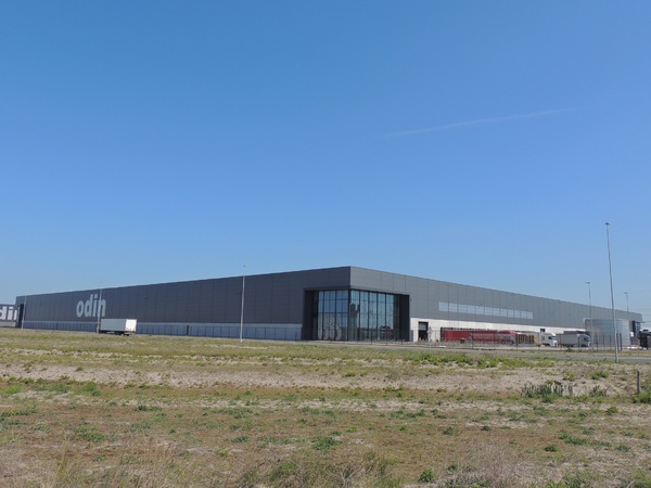 De Vries en Verburg Bouw werk DC Dudok te Rotterdam (Maasvlakte 2)